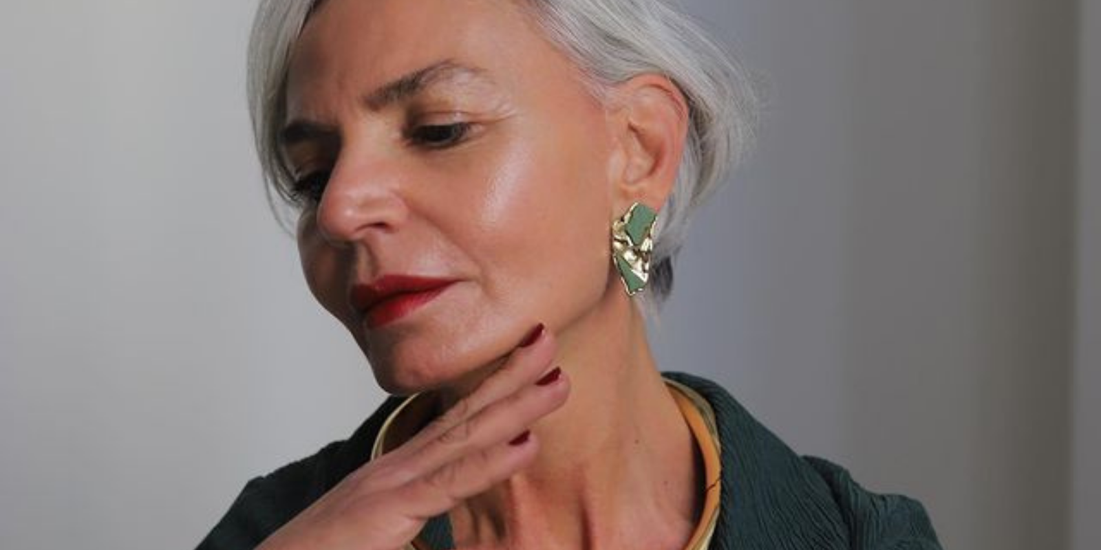 White Shirt 2021 11 22T180438.382