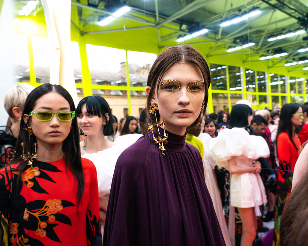 Xrysoi Krikoi Polyxroma Kolie Axesouar Anoixi