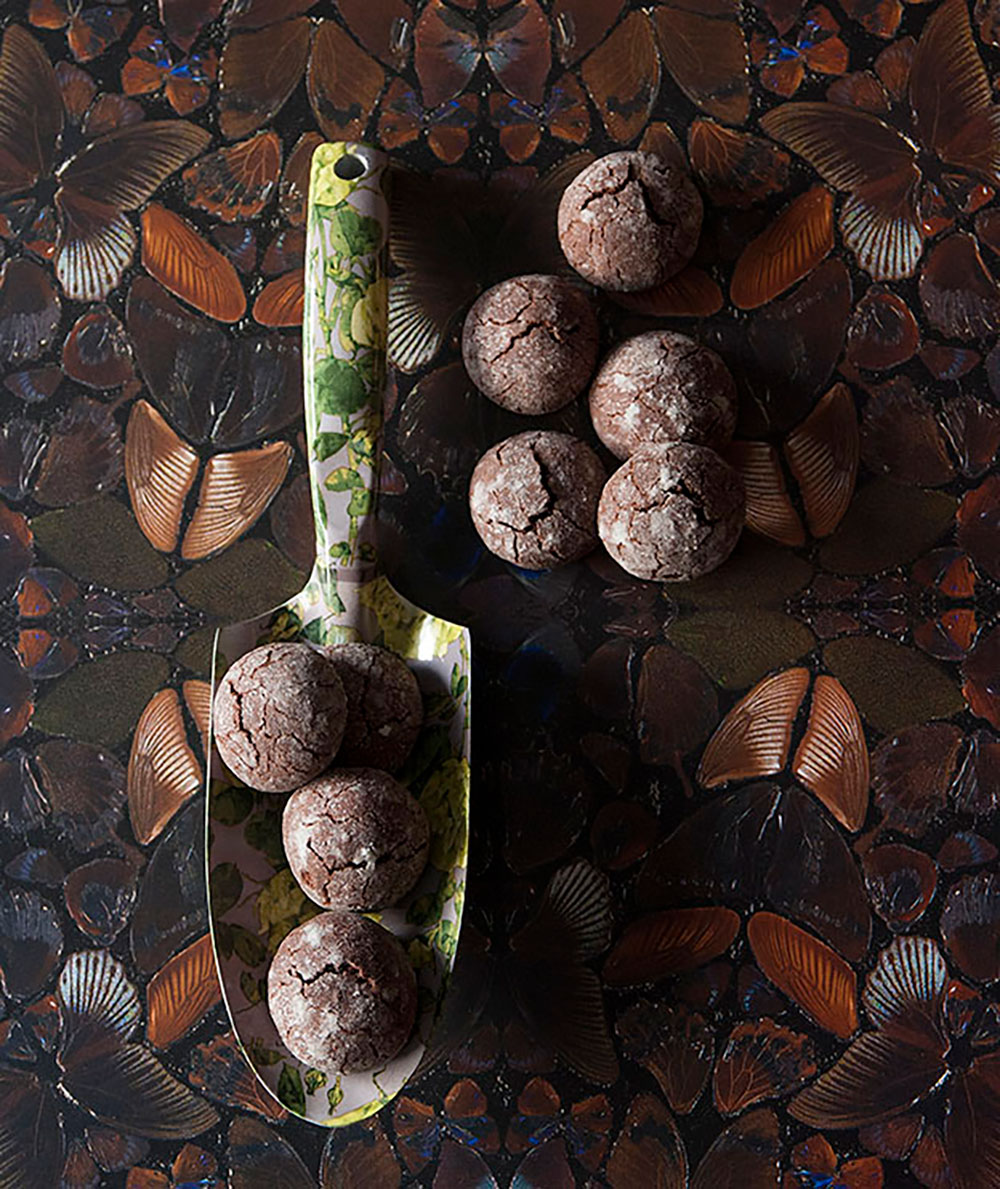 Ygra Mpiskota Sokolatas Stelios Parliaras 1